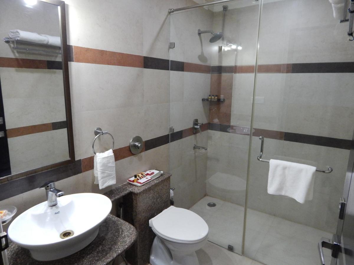 Hotel The Marque 马图拉 外观 照片