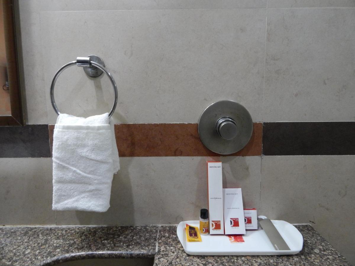 Hotel The Marque 马图拉 外观 照片