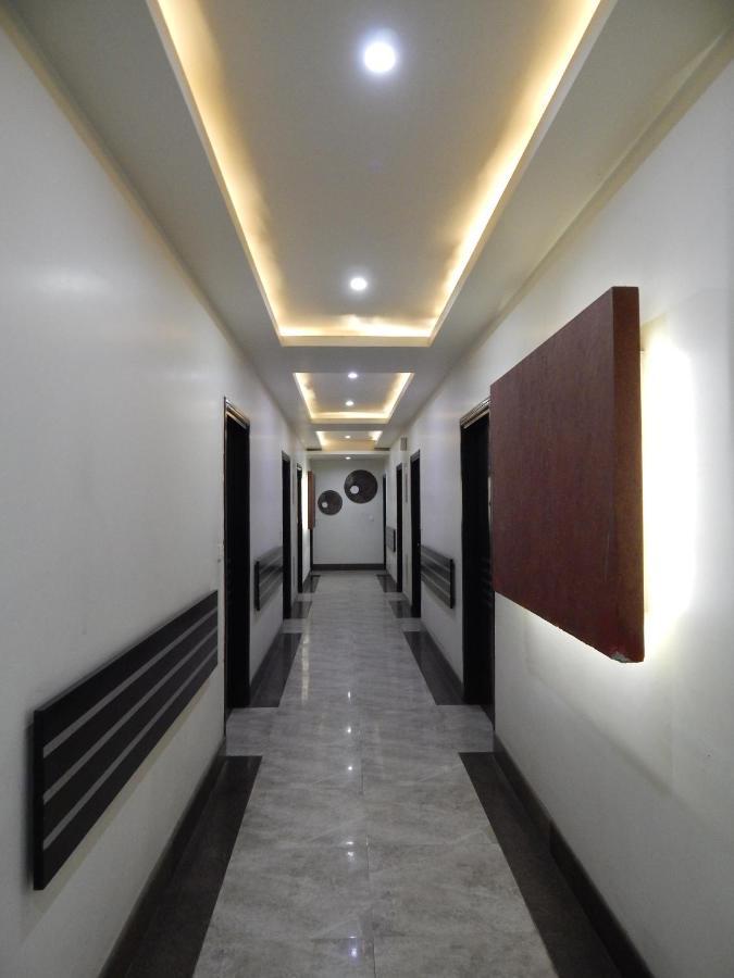 Hotel The Marque 马图拉 外观 照片