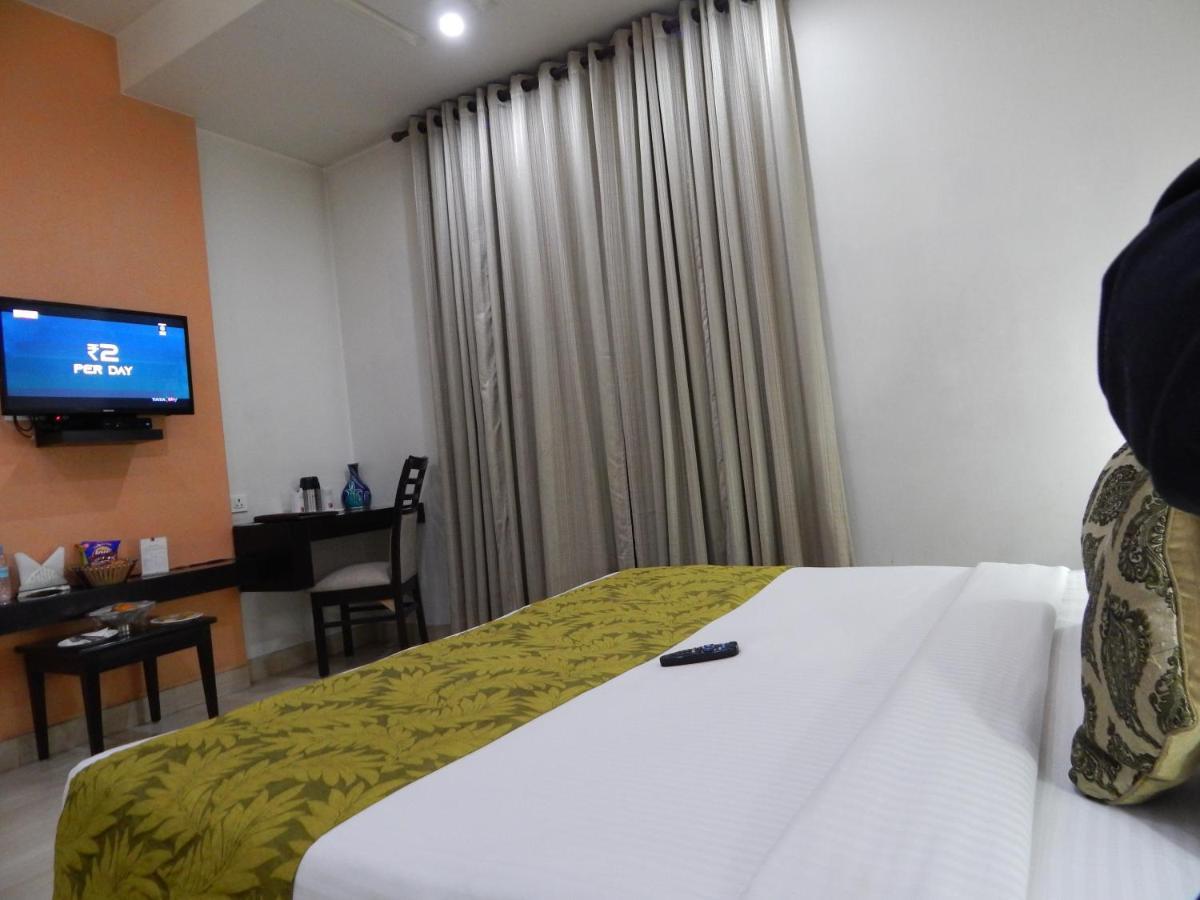 Hotel The Marque 马图拉 外观 照片